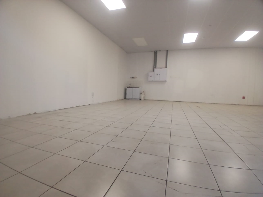 To Let Commercial Property for Rent in Waterval S H North West